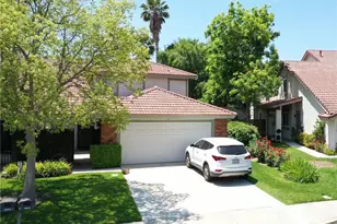 15816 Cindy Ct, Canyon Country, CA 91387 - Photo 2