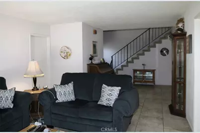 15816 Cindy Court, Canyon Country, CA 91387 - Photo 18