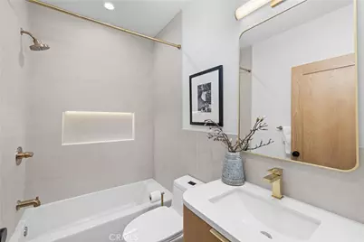 5900 Ostrom, Encino, CA 91316 - Photo 18