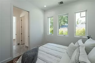738 California Ave, Simi Valley, CA 93065 - Photo 32