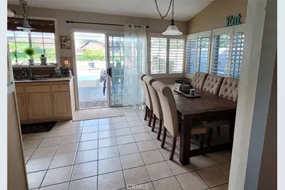 31329 Tobiah Place, Castaic, CA 91384 - Photo 12