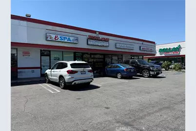 18125 D Saticoy Street, Reseda, CA 91335 - Photo 2
