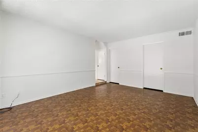 20027 Blythe Street, Winnetka, CA 91306 - Photo 10