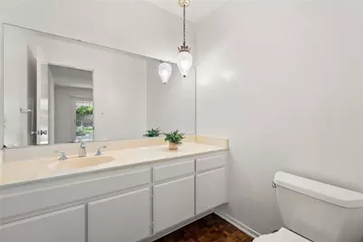 20027 Blythe Street, Winnetka, CA 91306 - Photo 12