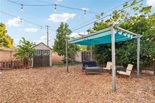 8411 Mammoth Ave, Panorama City, CA 91402 - Photo 16
