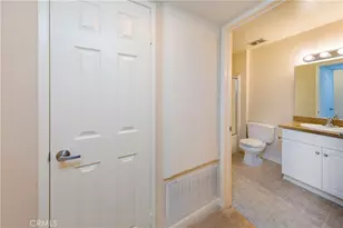 5540 Owensmouth Ave, Woodland Hills, CA 91367 - Photo 14