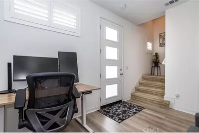 27562 Sparrow Court, Valencia, CA 91381 - Photo 10