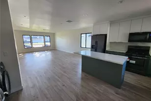 9033 Lindley Ave, Northridge, CA 91325 - Photo 8