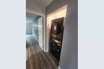 9033 Lindley Avenue, Northridge, CA 91325 - Photo 18