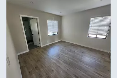 9033 Lindley Avenue, Northridge, CA 91325 - Photo 10