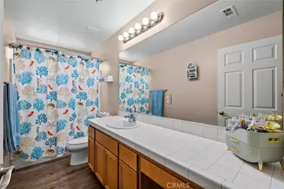 14552 Foothill, Sylmar, CA 91342 - Photo 26