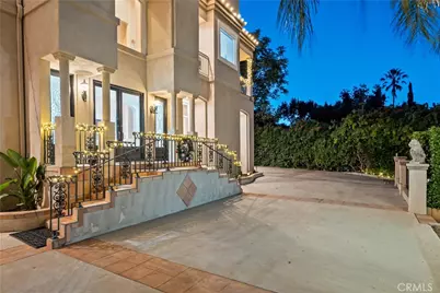 9735 Baden, Chatsworth, CA 91311 - Photo 6