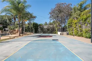 9735 Baden, Chatsworth, CA 91311 - Photo 54