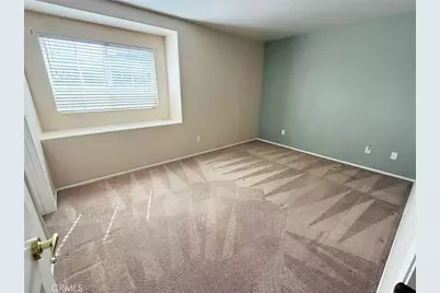 5739 Avenida Entrada, Palmdale, CA 93551 - Photo 14