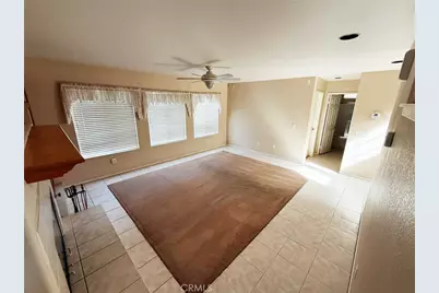 5739 Avenida Entrada, Palmdale, CA 93551 - Photo 8