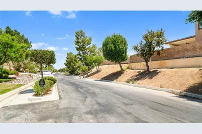 5739 Avenida Entrada, Palmdale, CA 93551 - Photo 54