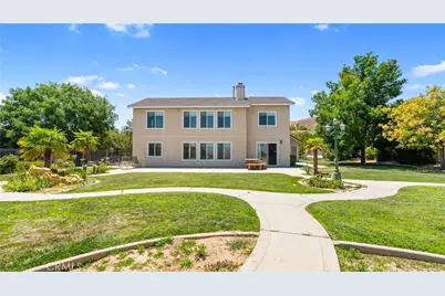 5739 Avenida Entrada, Palmdale, CA 93551 - Photo 46