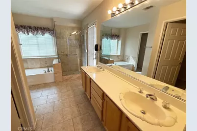 5739 Avenida Entrada, Palmdale, CA 93551 - Photo 18