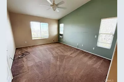 5739 Avenida Entrada, Palmdale, CA 93551 - Photo 12