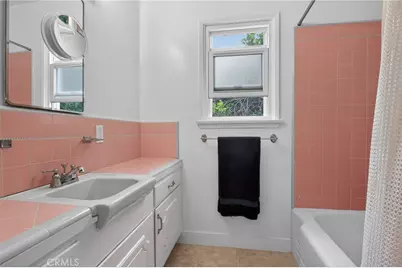 10542 White Oak Avenue, Granada Hills, CA 91344 - Photo 32