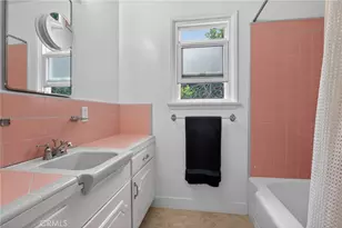 10542 White Oak Ave, Granada Hills, CA 91344 - Photo 32