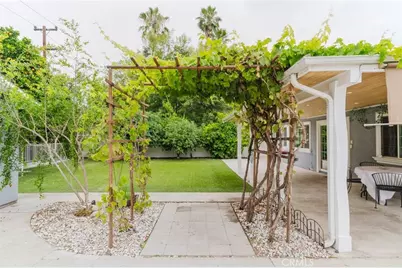2417 E Dudley Street, Pasadena, CA 91104 - Photo 38