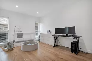 1015 N Michillinda, Pasadena, CA 91107 - Photo 16