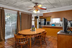 6819 Cantaloupe Ave, Van Nuys, CA 91405 - Photo 10