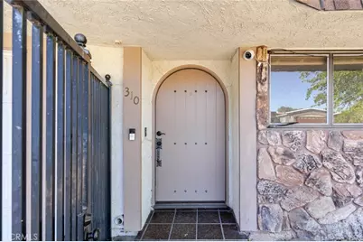 310 Susan Court, Palmdale, CA 93551 - Photo 2