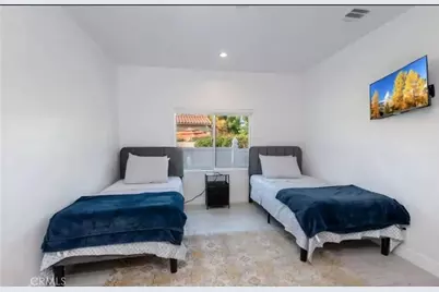 1657 S Garth Ave, Los Angeles, CA 90035 - Photo 10