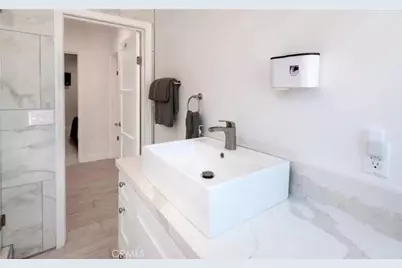 1657 S Garth Ave, Los Angeles, CA 90035 - Photo 18