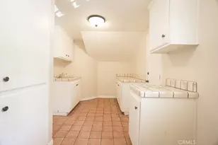 24537 Peachland Ave, Newhall, CA 91321 - Photo 34