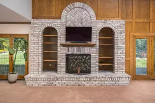 24537 Peachland Ave, Newhall, CA 91321 - Photo 8