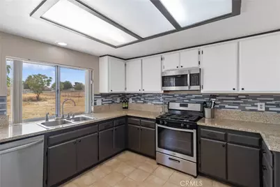 41104 171st, Lancaster, CA 93535 - Photo 10