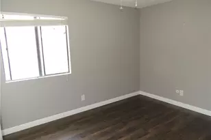 27246 Via Marcia, Saugus, CA 91350 - Photo 12