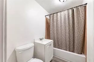 310 Madison St, Bakersfield, CA 93307 - Photo 16