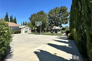 4761 W Ave N, Quartz Hill, CA 93536 - Photo 42