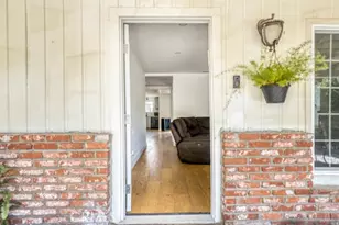 7434 Nestle, Reseda, CA 91335 - Photo 4