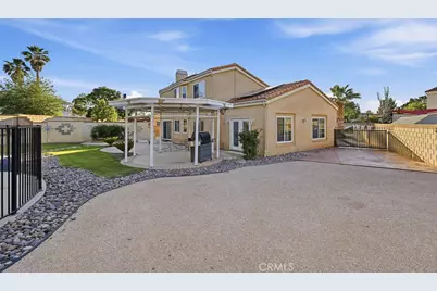 2130 Sunswept, Lancaster, CA 93536 - Photo 32