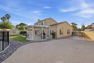 2130 Sunswept, Lancaster, CA 93536 - Photo 32