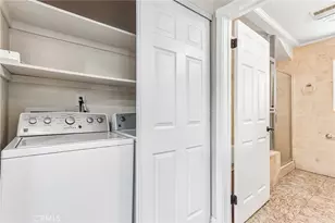 7060 Morse Ave, North Hollywood, CA 91605 - Photo 14