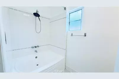 4025 Melrose Ave., Los Angeles, CA 90029 - Photo 4