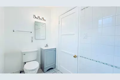 4025 Melrose Ave., Los Angeles, CA 90029 - Photo 6