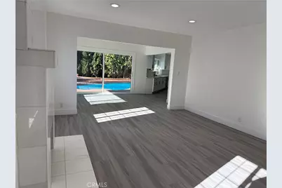 5527 Beckford Avenue, Tarzana, CA 91356 - Photo 8