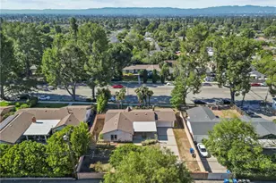 18427 San Fernando Mission, Porter Ranch, CA 91326 - Photo 30