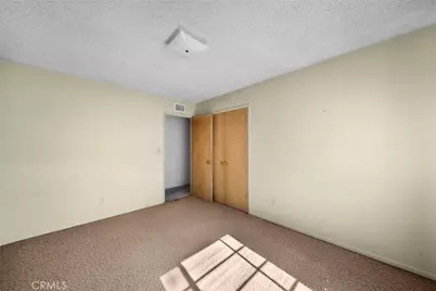 18427 San Fernando Mission, Porter Ranch, CA 91326 - Photo 18