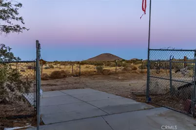20539 E Avenue R, Palmdale, CA 93591 - Photo 4