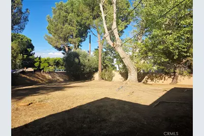 7167 Columbia Way, Lancaster, CA 93536 - Photo 32