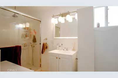 7945 Woodman Avenue, Panorama City, CA 91402 - Photo 18