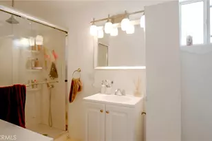 7945 Woodman Ave, Panorama City, CA 91402 - Photo 18